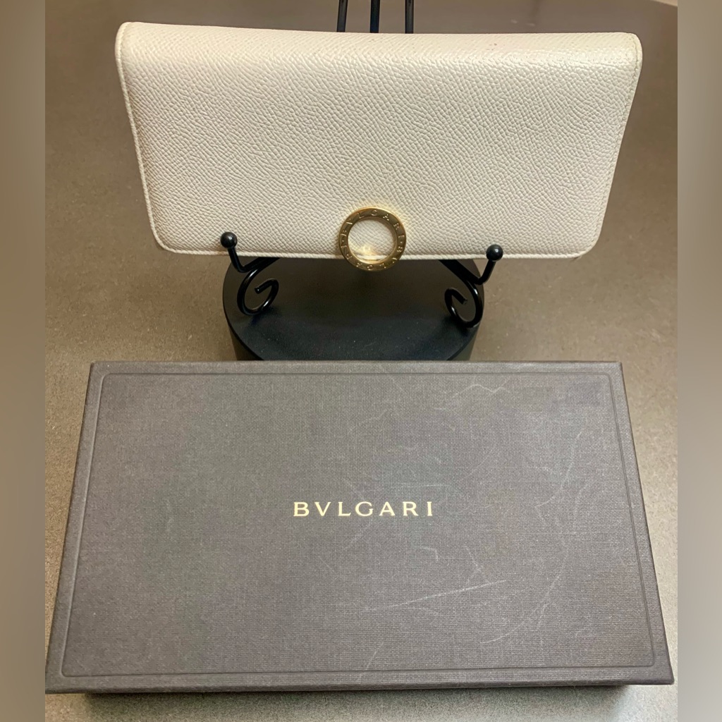 Bvlgari Wallet W/Box Authentic Leather Euc
